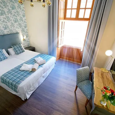 Hotel Emblematico Agaldar 4*